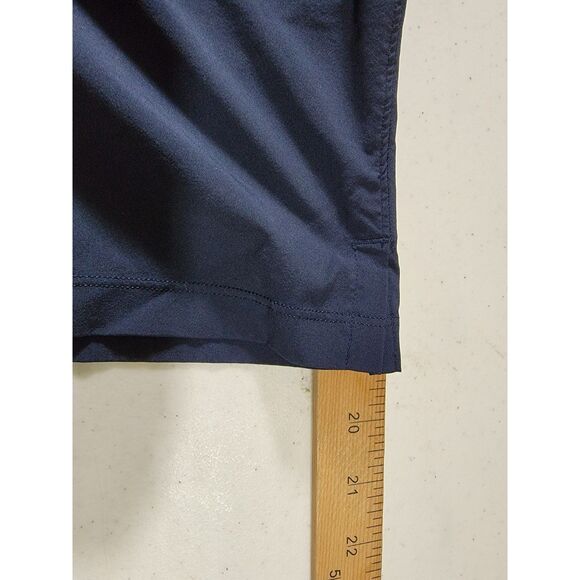 Lululemon Men's Navy Blue Shorts - Medium - Picture 5 of 6